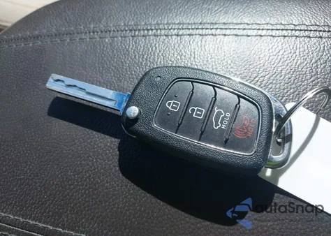 2017 Hyundai Santa Fe Sport 2.4L from USA, damaged, VIN 5NMZUDLB4HH033692